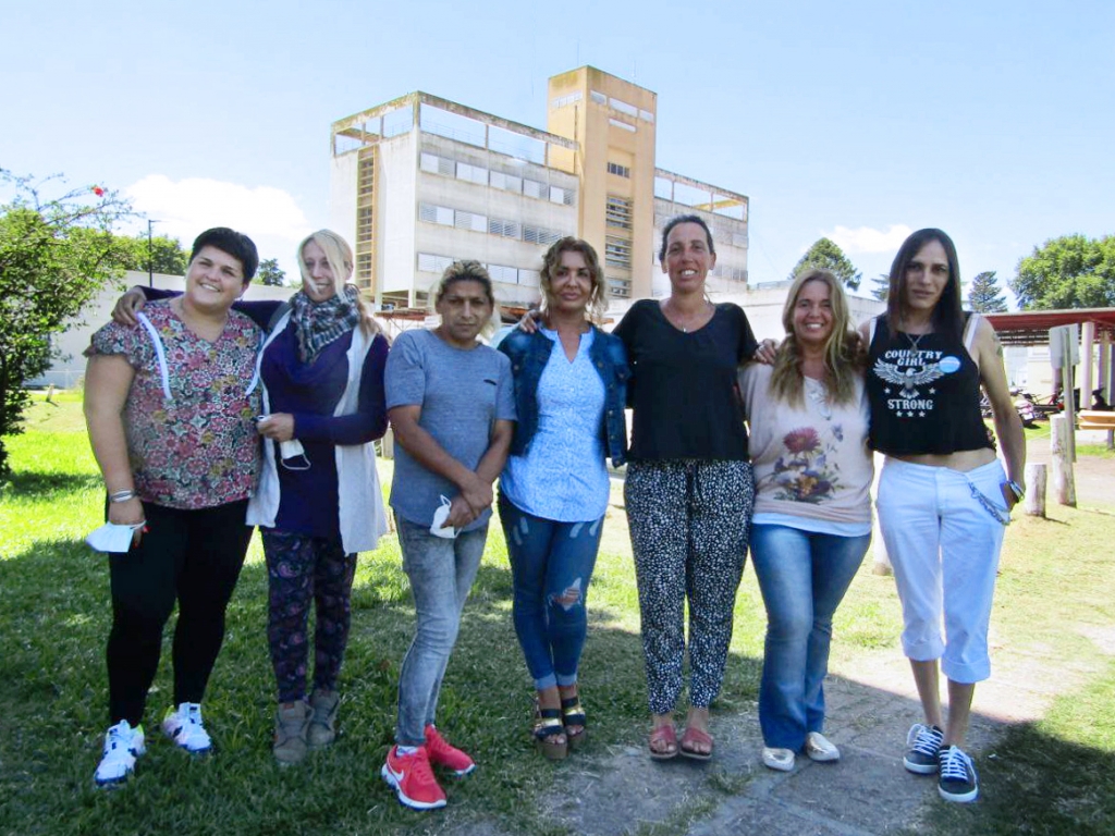 Luciana Klehr, Marian García, Sheila Fontanaz, Roxana Romero, Florencia Riera, Marta Breme y Julieta Gema Ortellado.