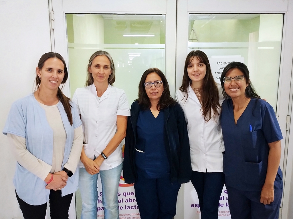 Consultorio de Lactancia: Ana Clara Giles, María Bernarda Castelli; Judit Santos Ponce De León, Marion Tulli y Roxana Moya.